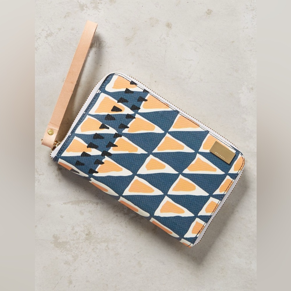 Kestrel Deltille Wallet Wristlet Clutch